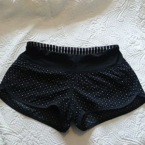 Lululemon atheletica shorts size 2